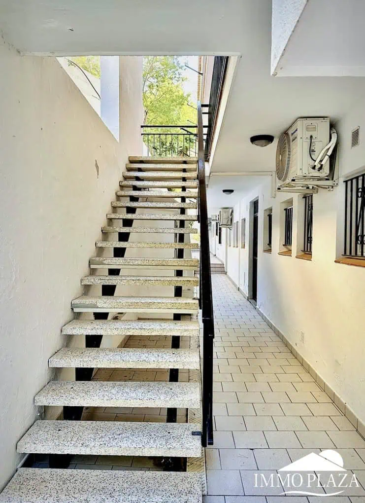01022024162145_2199_IPA275 Appartement moderne avec vue sur la mer et le port de Roses, 2 chambres, grande terrasse, parking commun, licence touristique !