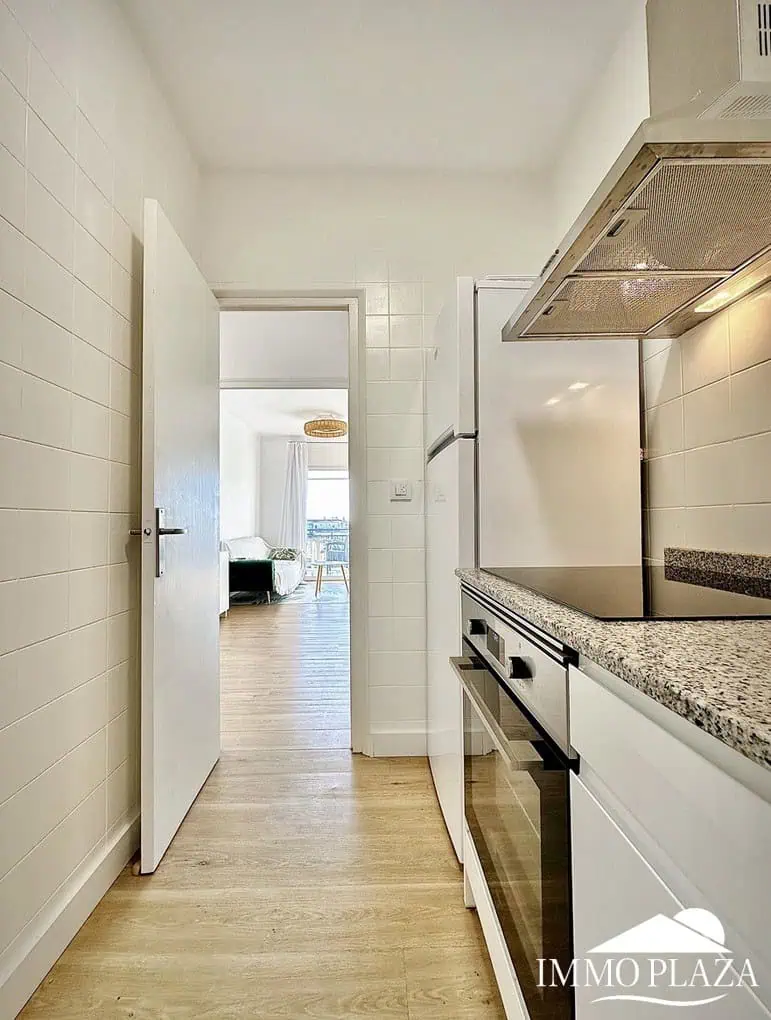 01022024162146_7015_IPA275 Appartement moderne avec vue sur la mer et le port de Roses, 2 chambres, grande terrasse, parking commun, licence touristique !