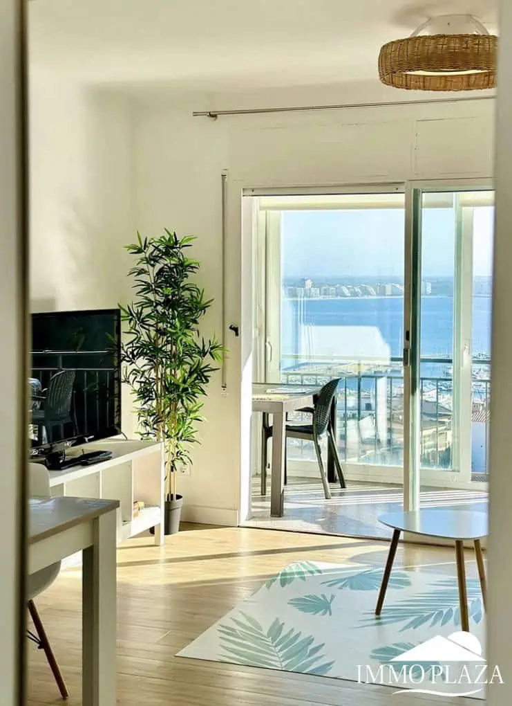 01022024162147_9142_IPA275 Appartement moderne avec vue sur la mer et le port de Roses, 2 chambres, grande terrasse, parking commun, licence touristique !