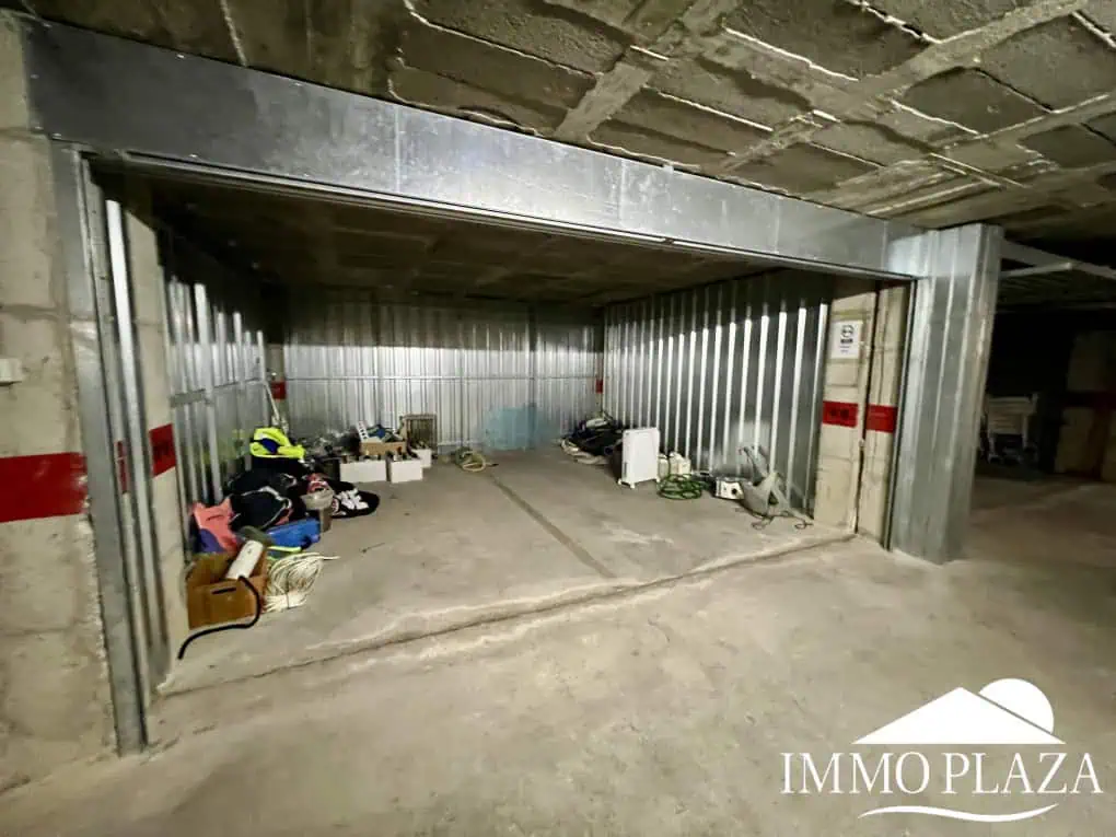 Double closed garage in underground parking, zone “La Muga”, 1st line – Empuriabrava