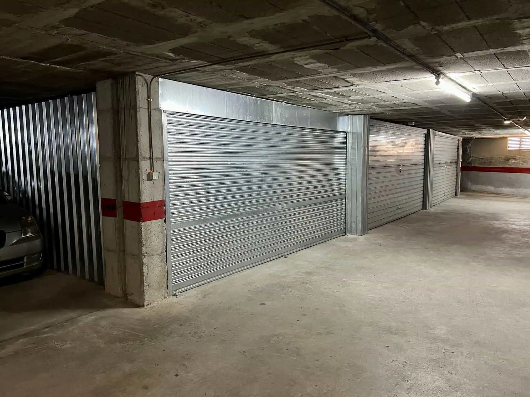 12112025121730_658 Double closed garage in underground parking, zone “La Muga”, 1st line – Empuriabrava