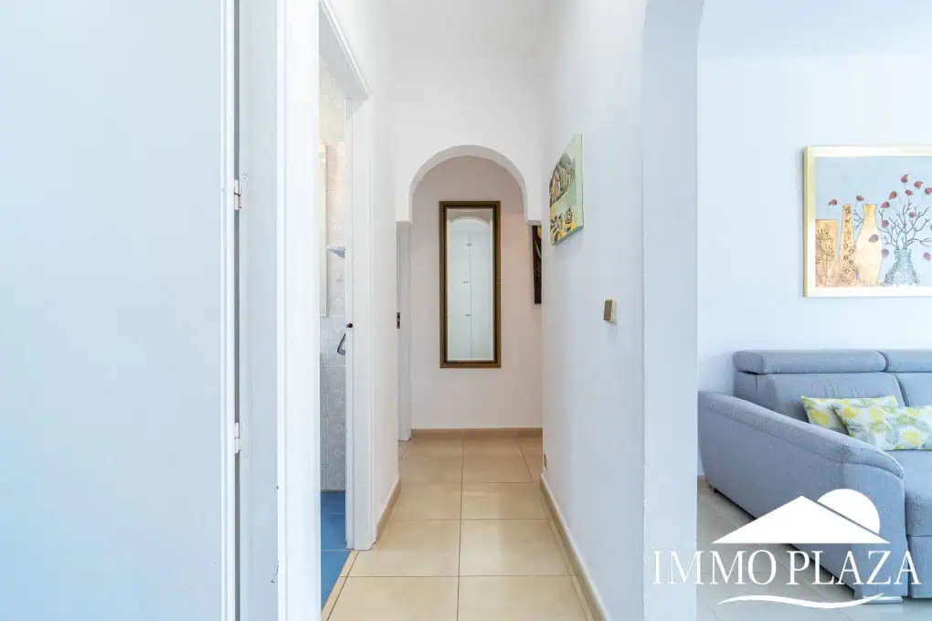 Prachtige gelijkvloerse villa, 3 slaapkamers, 2 badkamers, zwembad, grote garage, dichtbij zee!