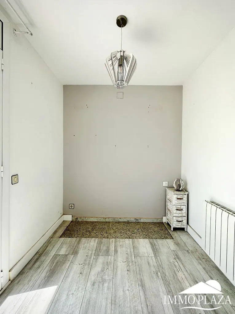 31012024110950_1900_IPH79 Wunderschön renoviertes Haus mit 3 Schlafzimmern, 1 Garage und 1 Privatparkplatz, Gemeinschaftspool – Empuriabrava