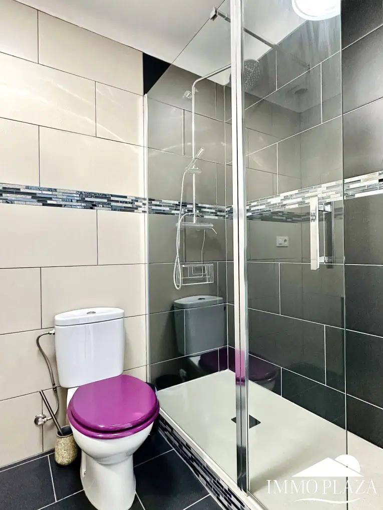 31012024110956_8874_IPH79 Wunderschön renoviertes Haus mit 3 Schlafzimmern, 1 Garage und 1 Privatparkplatz, Gemeinschaftspool – Empuriabrava