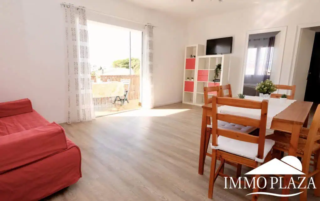Apartament lluminós completament reformat de 2 habitacions al centre d’Empuriabrava – Costa Brava
