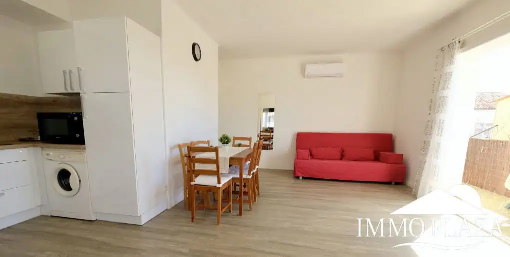Apartament lluminós completament reformat de 2 habitacions al centre d’Empuriabrava – Costa Brava