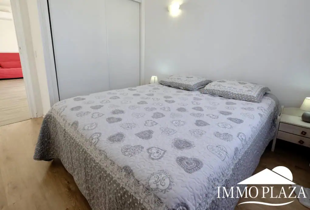 Apartament lluminós completament reformat de 2 habitacions al centre d’Empuriabrava – Costa Brava