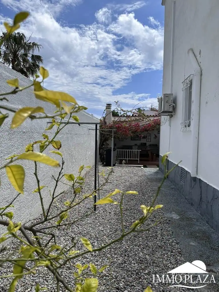 05122024165454_5911_IPV142 Large villa with Lic. Tourist. ! facing south; 4 bedrooms, 3 bathroms, 1 summer kitchen, swimming pool (25m2)