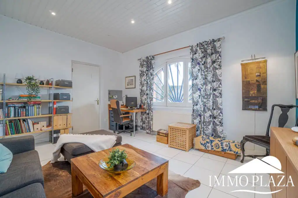 Charming Guesthouse B&B – Pensión; 7 bedrooms, 5 bathrooms, pool, land 3895m2 in the Bay of Roses