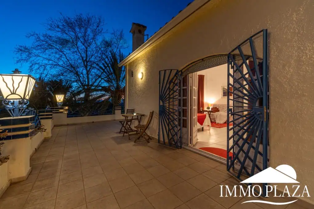 Charming Guesthouse B&B – Pensión; 7 bedrooms, 5 bathrooms, pool, land 3895m2 in the Bay of Roses