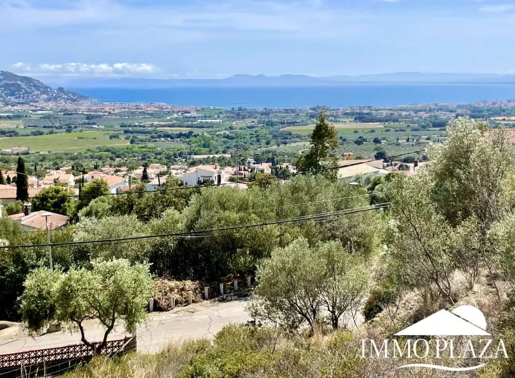 LARGE SEA VIEW PLOT FOR SALE – MAS FUMATS – ROSAS – COSTA BRAVA