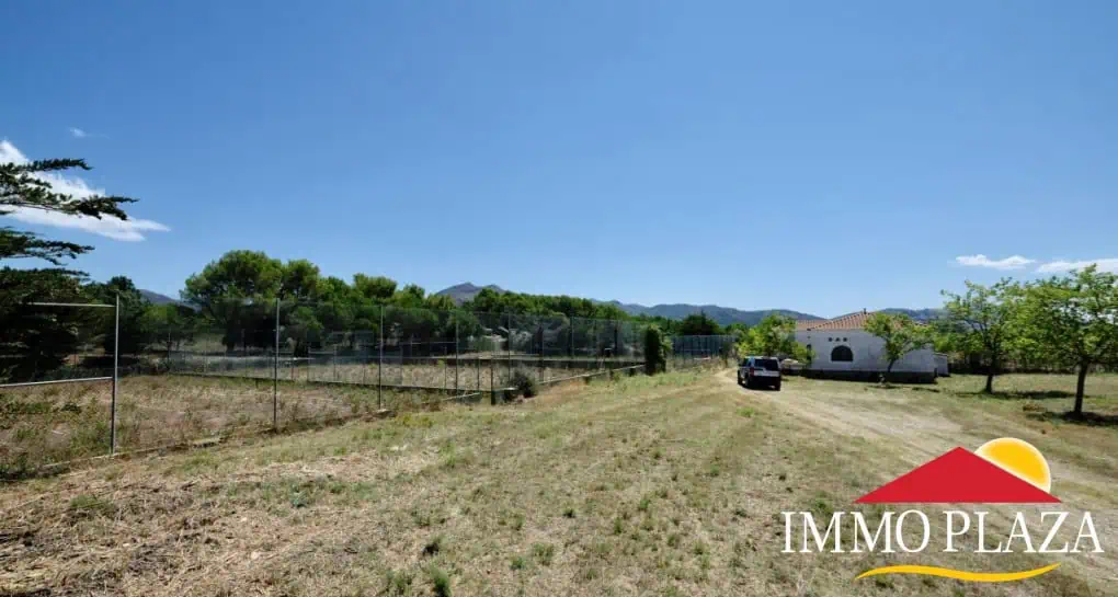 3 PLOTS FOR SALE – ROSAS – COSTA BRAVA