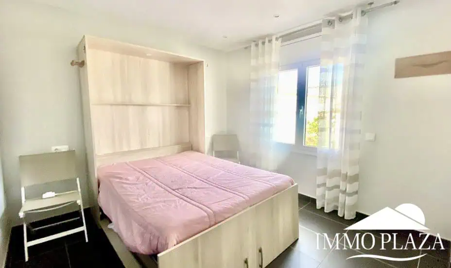 Superb modern villa on one level on the Falconera canal, with mooring and swimming pool – Empuriabrava