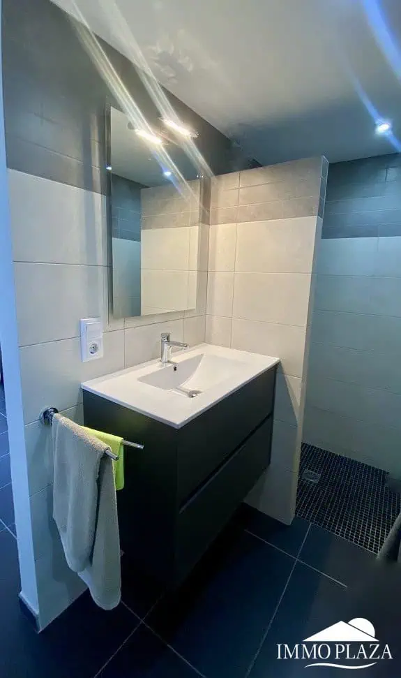 07022023120348_4995_IPV116 Superb modern villa on one level on the Falconera canal, with mooring and swimming pool – Empuriabrava
