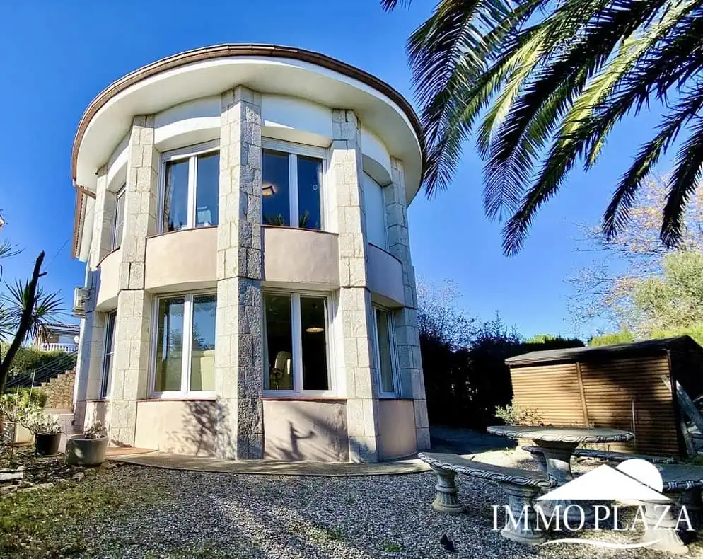 07022024113303_2520_IPV130 Hermosa villa típica cerca del mar con 2 apartamentos, 4 dormitorios, 2 baños, 1 garaje, 2 plazas de aparcamiento, piscina!