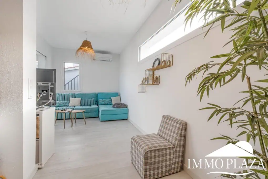 Prachtige gerenoveerde villa, dichtbij het strand en het centrum, met onafhankelijke studio, zwembad, garage