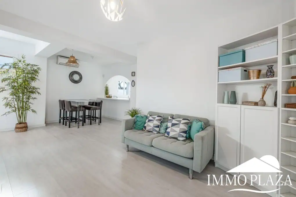 Prachtige gerenoveerde villa, dichtbij het strand en het centrum, met onafhankelijke studio, zwembad, garage