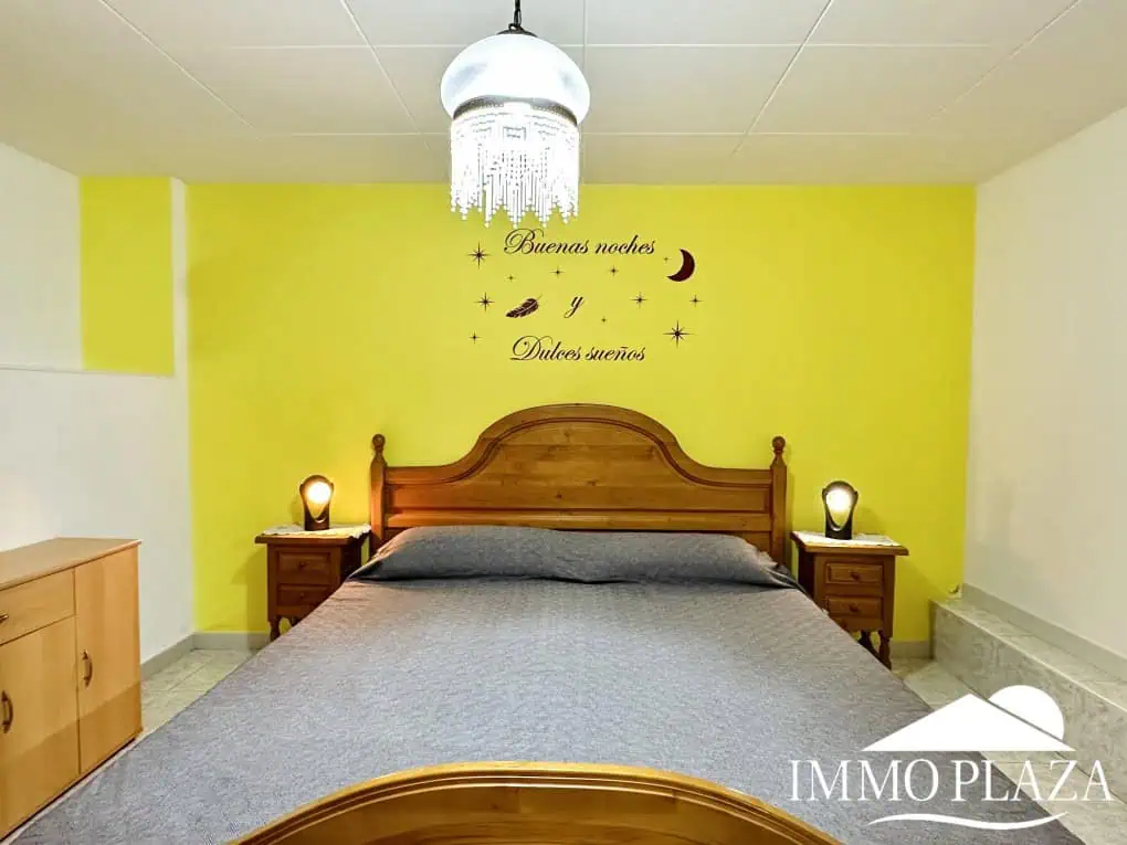 Wunderschöne Villa mit Meerblick + 1 unabhängiges Apartment + 1 Baugrundstück (502 m2), Garage und Privatparkplatz – Roses