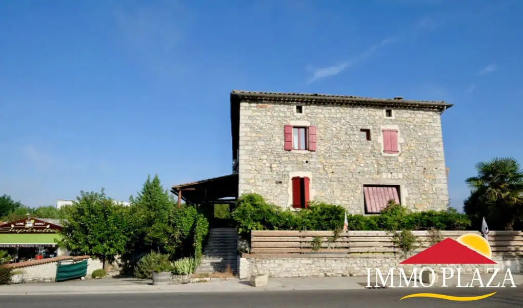 Beautiful original stone house, in activity B&B – Ardêche – France (Freehold)