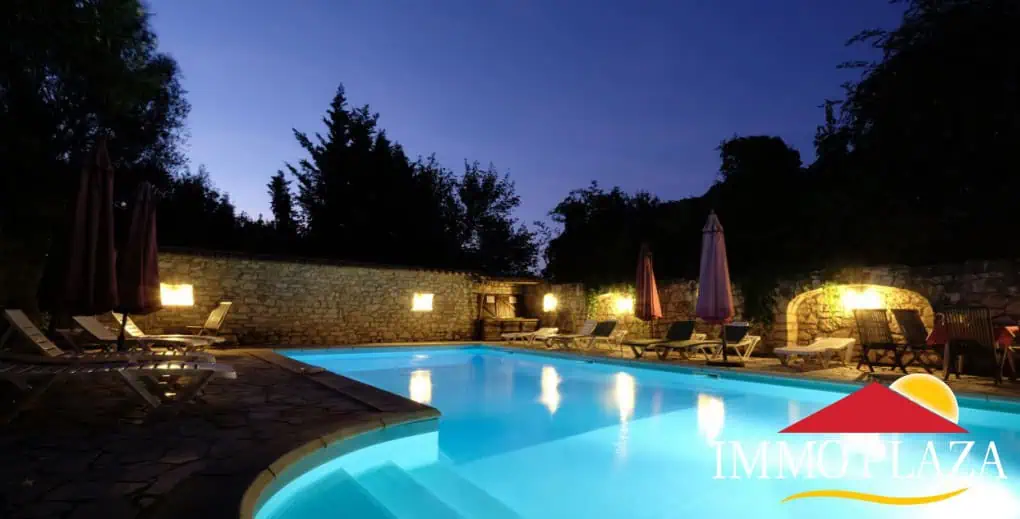 Beautiful original stone house, in activity B&B – Ardêche – France (Freehold)