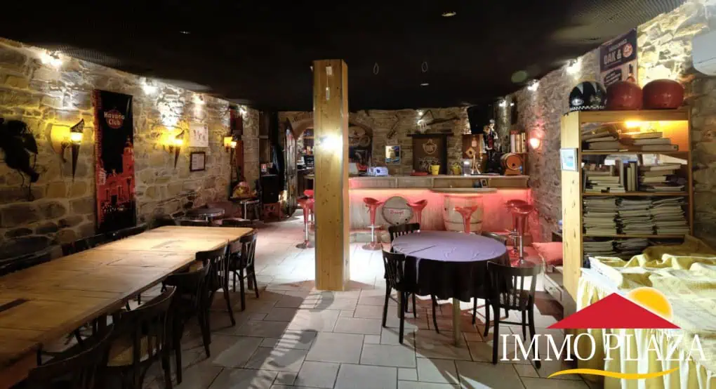 Beautiful original stone house, in activity B&B – Ardêche – France (Freehold)