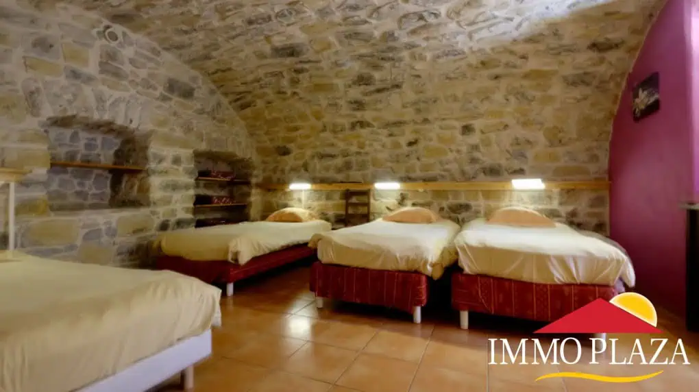 Beautiful original stone house, in activity B&B – Ardêche – France (Freehold)