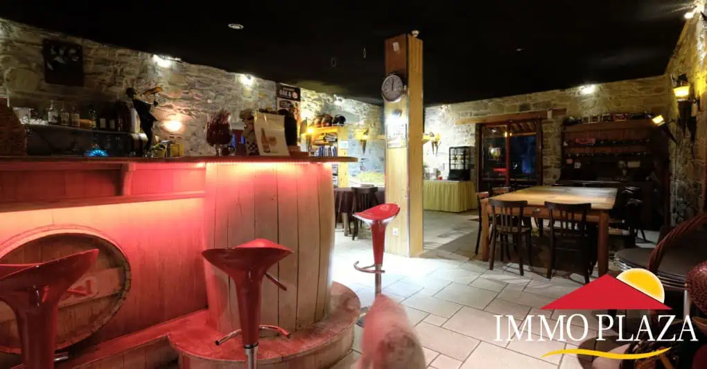 Beautiful original stone house, in activity B&B – Ardêche – France (Freehold)