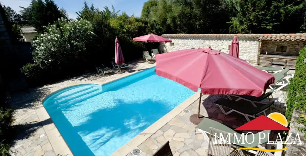 Beautiful original stone house, in activity B&B – Ardêche – France (Freehold)