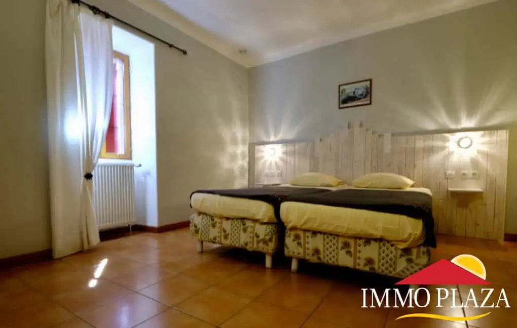 Beautiful original stone house, in activity B&B – Ardêche – France (Freehold)