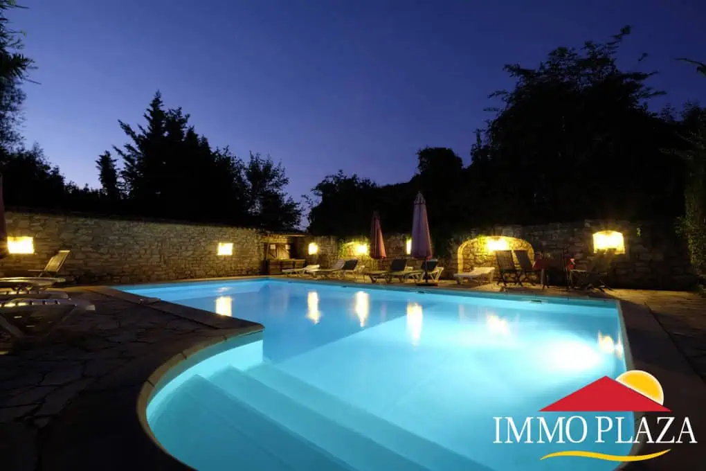 Beautiful original stone house, in activity B&B – Ardêche – France (Freehold)