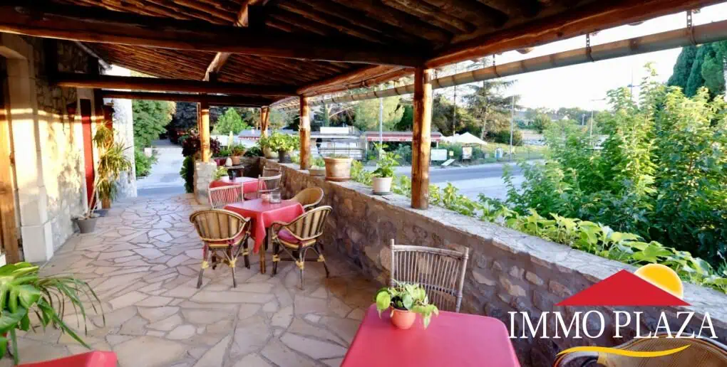 Beautiful original stone house, in activity B&B – Ardêche – France (Freehold)