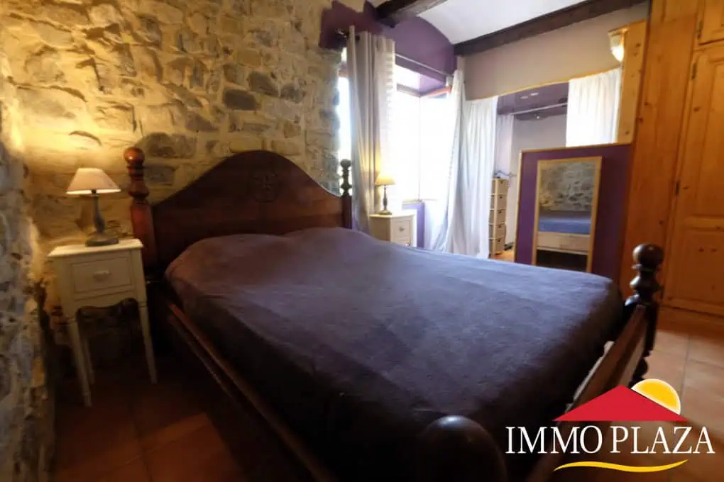 Beautiful original stone house, in activity B&B – Ardêche – France (Freehold)
