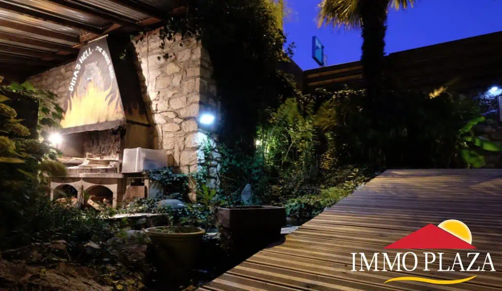 Beautiful original stone house, in activity B&B – Ardêche – France (Freehold)