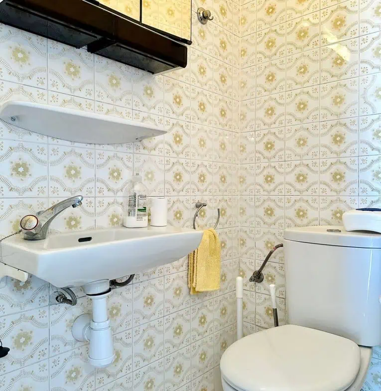 Beautiful corner apartment in 2nd Sea Line, top floor (5), sea view and Aiguamolls – Roses
