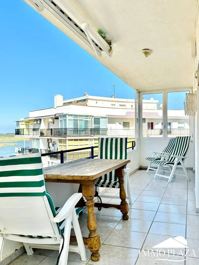 11102023162750_2068_IPA270 Beautiful corner apartment in 2nd Sea Line, top floor (5), sea view and Aiguamolls – Roses