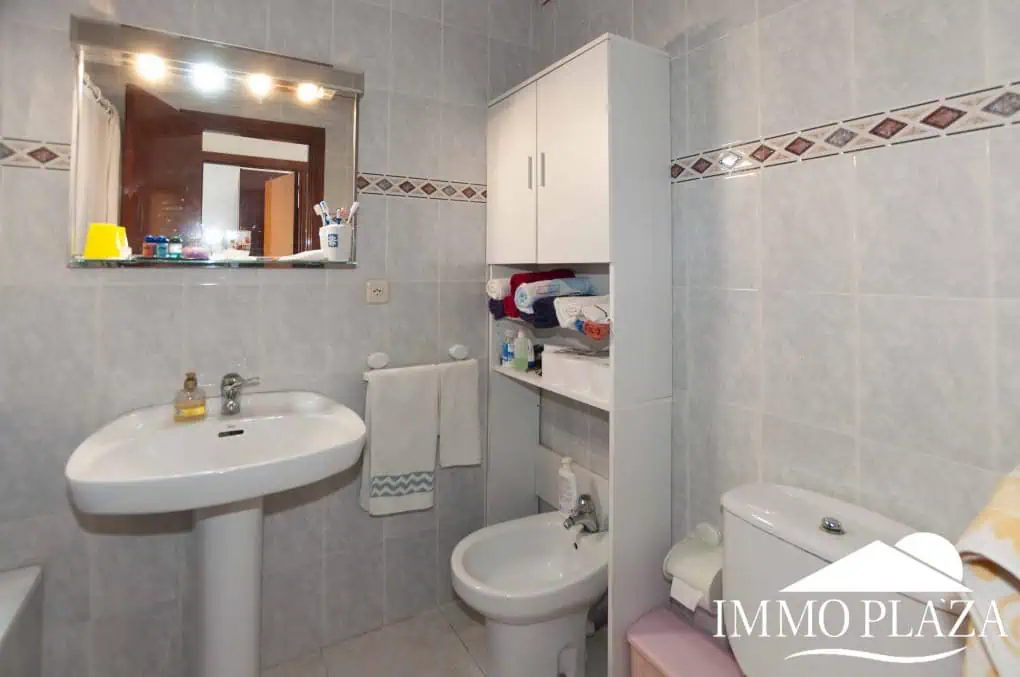 Beautiful house with open views, 4 bedrooms, 2 bathrooms, terrace and private parking – Castello d’Empúries