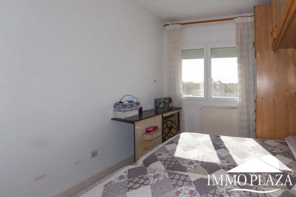 Beautiful house with open views, 4 bedrooms, 2 bathrooms, terrace and private parking – Castello d’Empúries