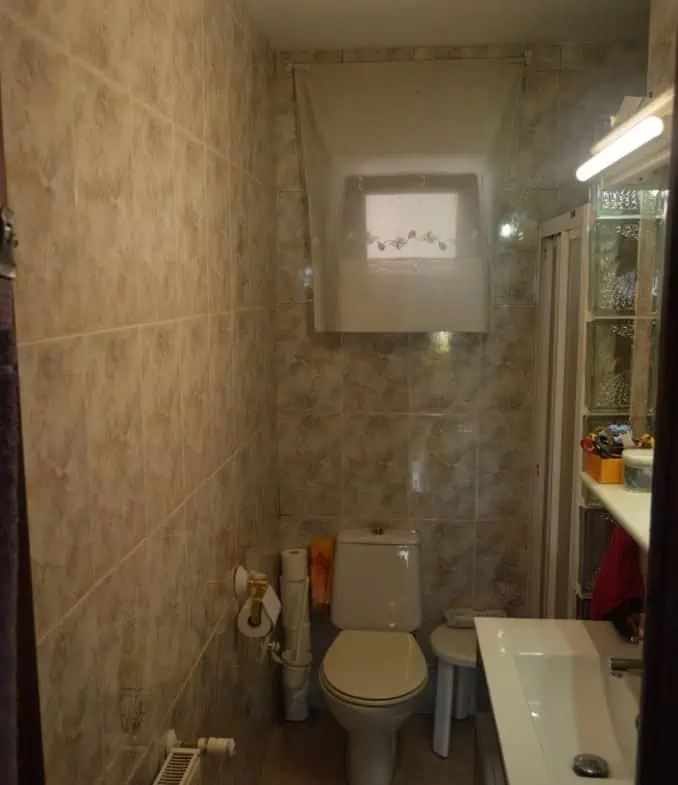 Preciosa casa típica con vistas panorámicas a la bahía de Roses, 4 dormitorios, 2 baños, terraza, garaje y parking privado – Roses