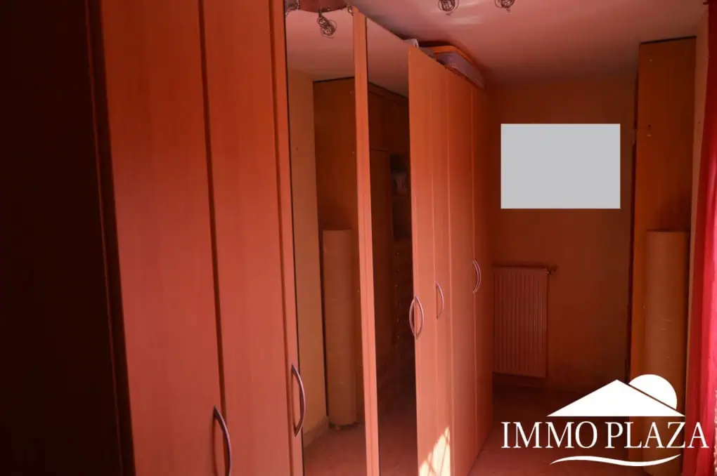 Preciosa casa típica con vistas panorámicas a la bahía de Roses, 4 dormitorios, 2 baños, terraza, garaje y parking privado – Roses