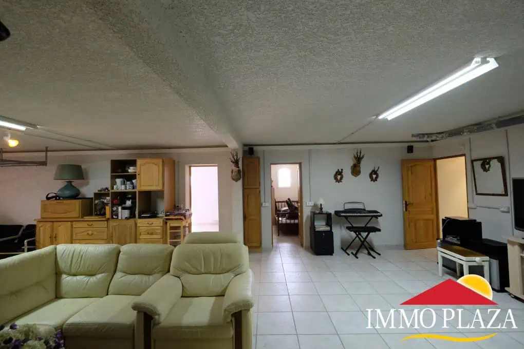 Fantastic family villa (487m2) with views over the bay of Rosas – 7 bedrooms – garage – pool – Els Olivars, Pau