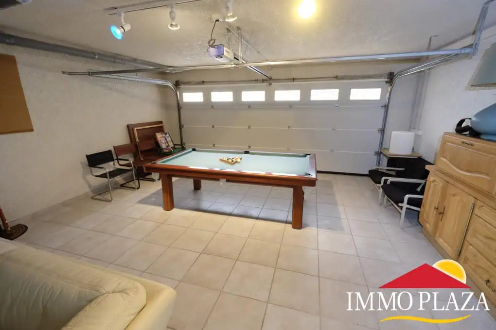 Fantastic family villa (487m2) with views over the bay of Rosas – 7 bedrooms – garage – pool – Els Olivars, Pau