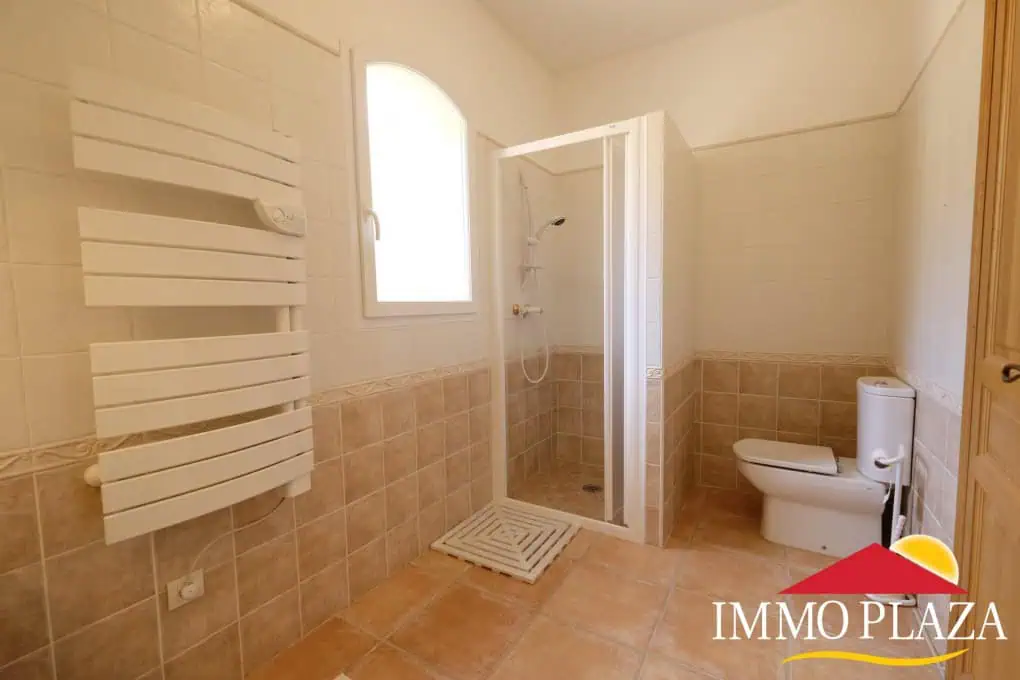 Fantastic family villa (487m2) with views over the bay of Rosas – 7 bedrooms – garage – pool – Els Olivars, Pau
