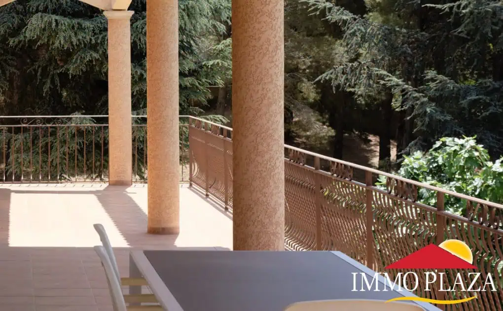 Fantastic family villa (487m2) with views over the bay of Rosas – 7 bedrooms – garage – pool – Els Olivars, Pau