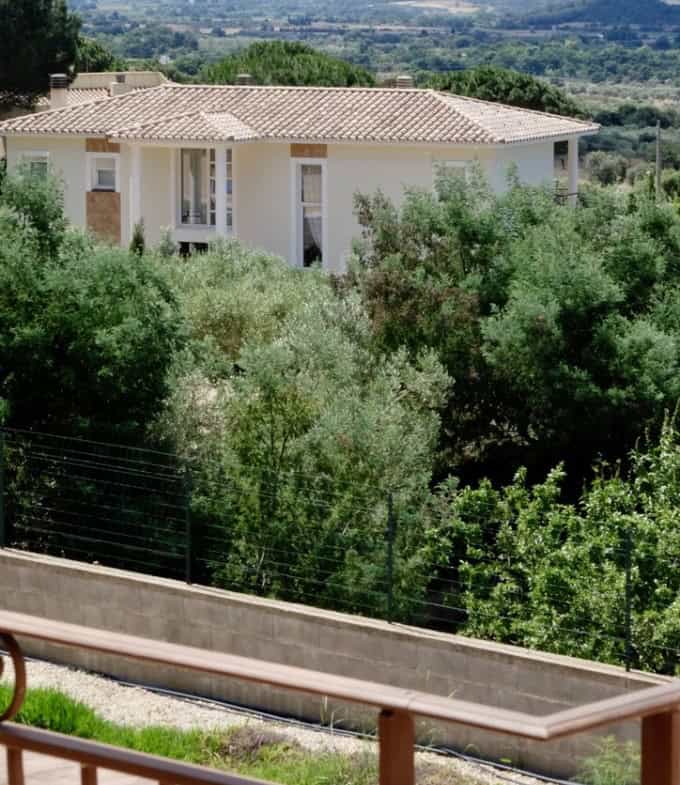 Fantastic family villa (487m2) with views over the bay of Rosas – 7 bedrooms – garage – pool – Els Olivars, Pau