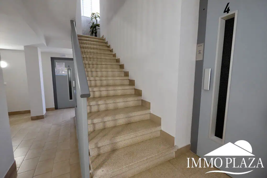 Estudio con terraza vistas al mar, a pie de playa y del centro – Empuriabrava