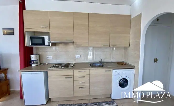 Typisch Spaans huis met 2 onafhankelijke appartementen – zwembad – garage – Empuriabrava