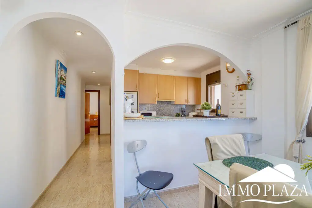 Penthouse in first sea line with 2 bedrooms, 2 baths and a private garage in the basement – Empuriabrava