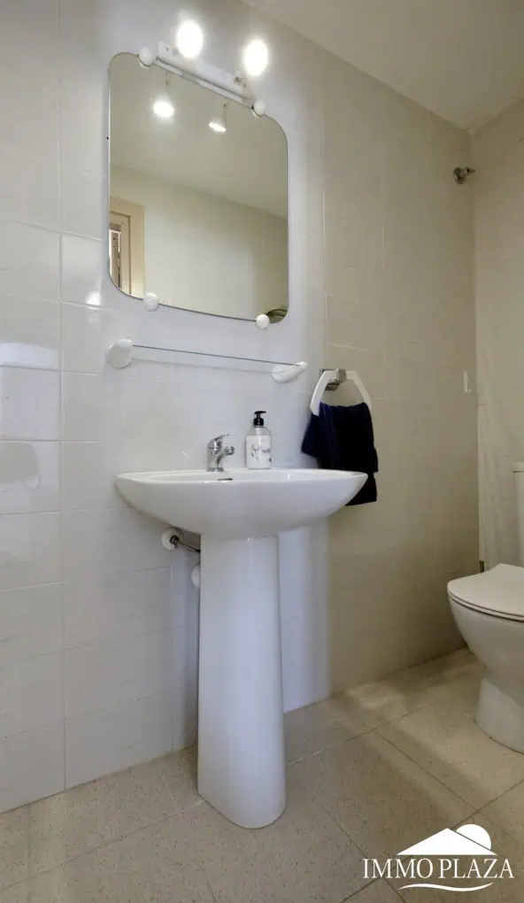 19062024114215_3650_IPA290 Amplio piso moderno, vista a 2 puertos y al mar; 2 dormitorios, 2 baños, terraza: 15m2, parking + almacenamiento privado