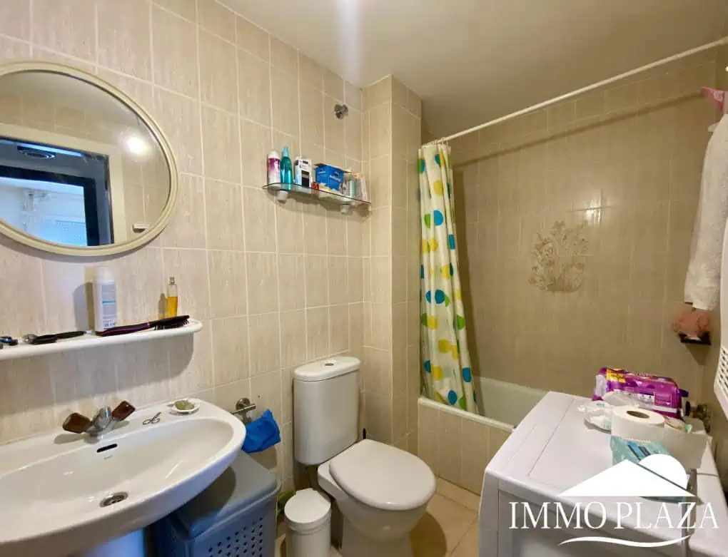 Appartement lumineux avec vue sur le port principal à 3min à pied de la mer et des commerces, 2 chambres, 1 sdb, 1 terrasse  – Empuriabrava