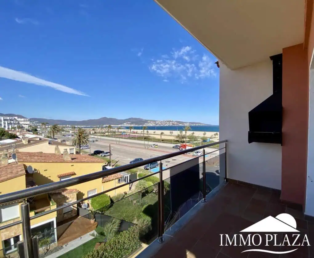 25042024112748_1411_IPA287 Bel appartement d’angle lumineux, à 2 pas de la plage, vue mer, 2 chs, 1 sdb, parking privé en sous sol – Empuriabrava